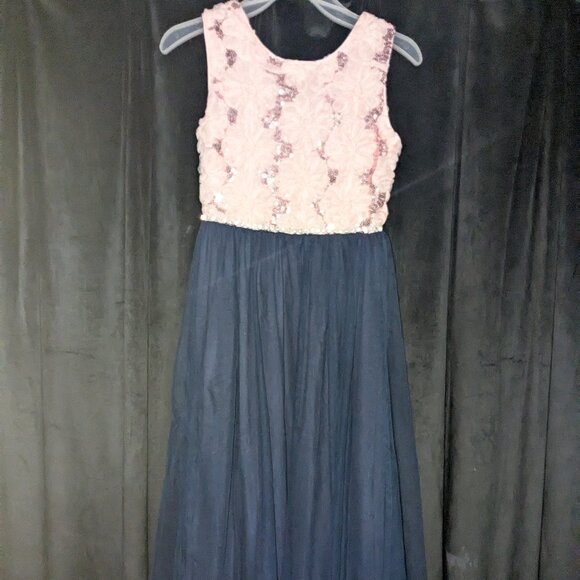 light pink and blue fancy dress - Picture 1 of 5